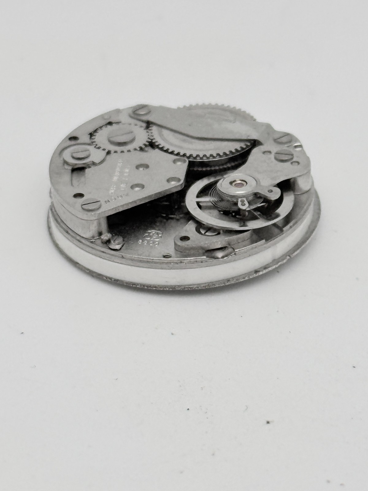 Vintage Endura Jump Hour EB 8800 Swiss Movement & Dial For Parts or Repair