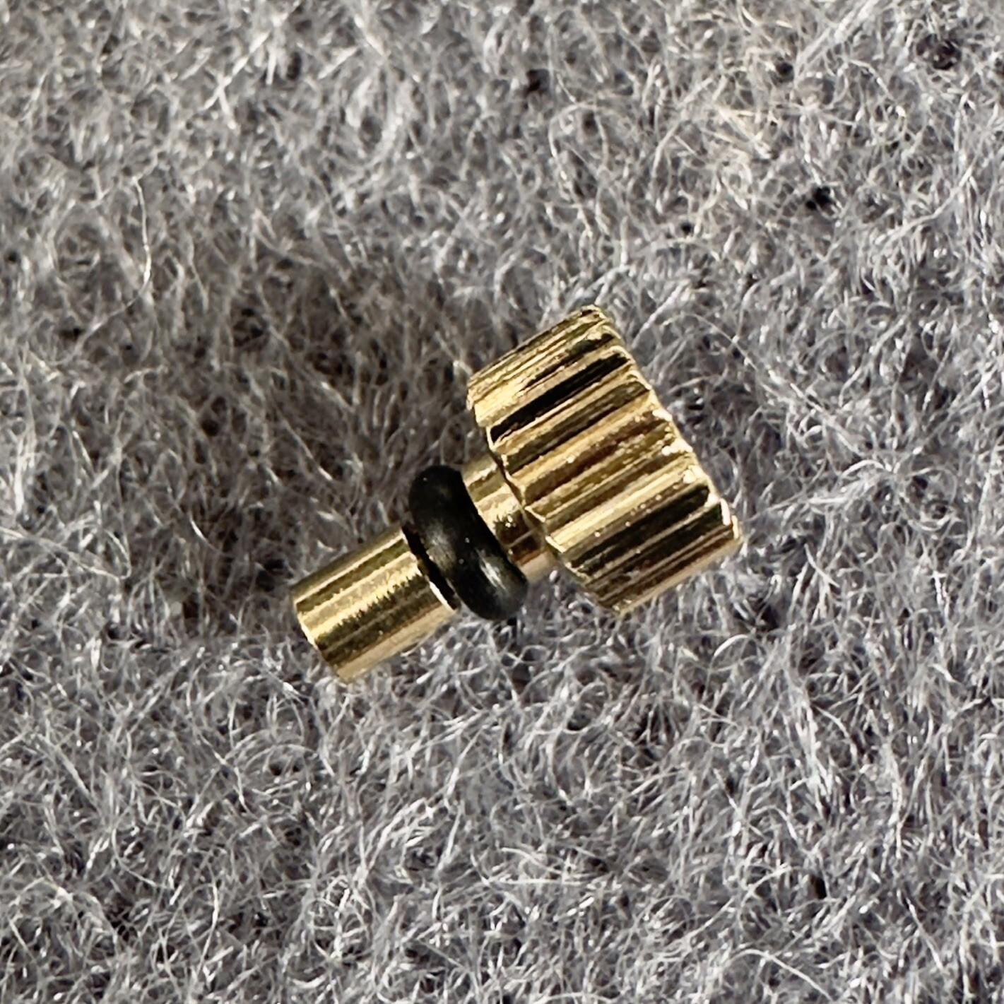 NOS ORIGINAL CROWN FOR SEIKO 6106 6119 MODELS SEE LIST / GOLD TONE / FREE GASKET