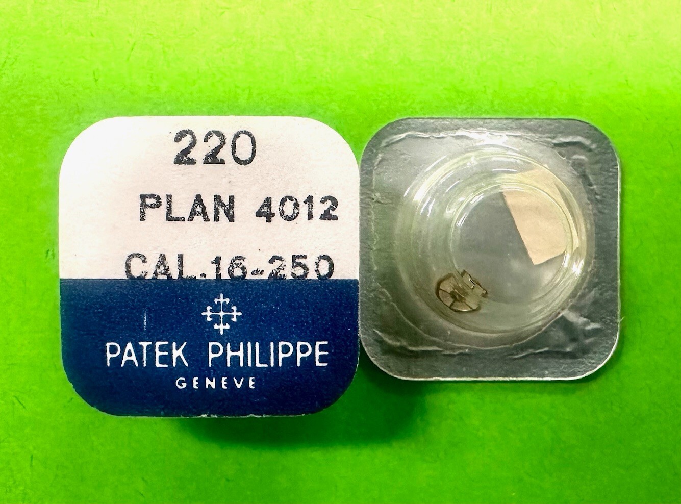 PATEK PHILIPPE 16-250 PART 220 FOURTH WHEEL WATCH PART GENUINE NEW