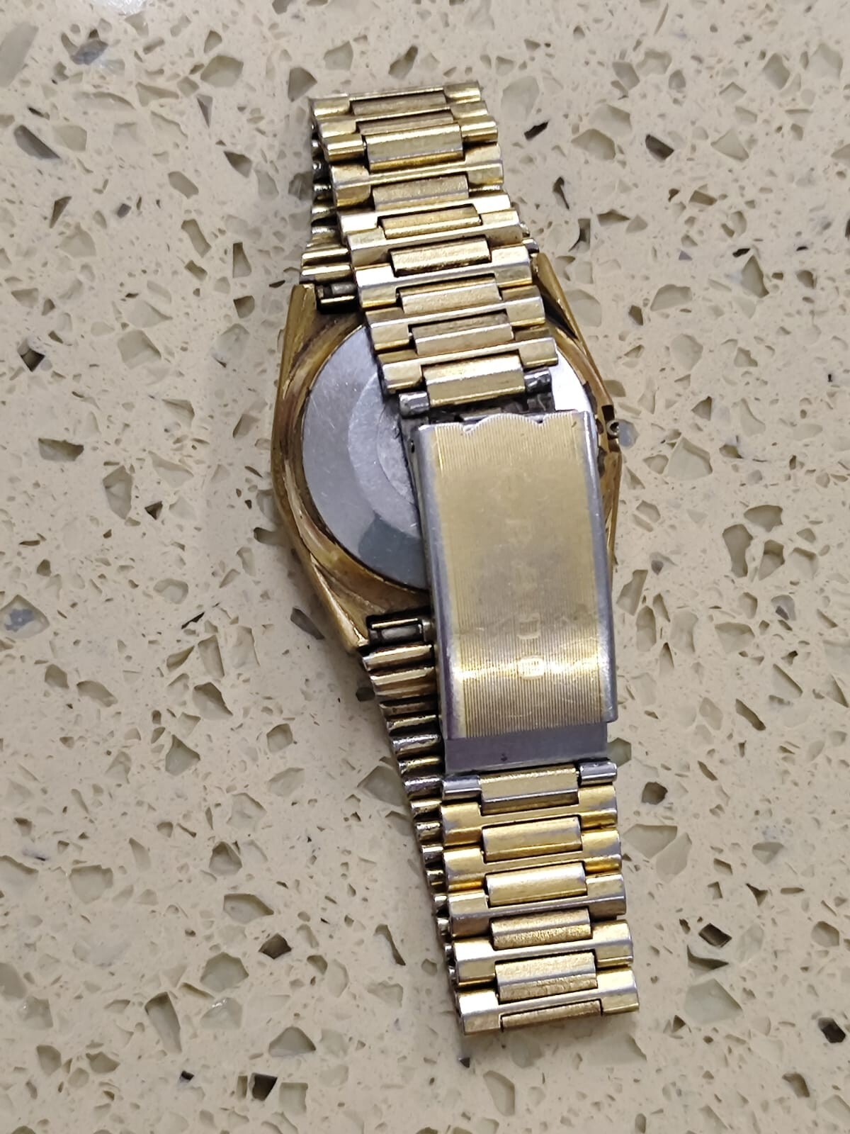 RADO VOYAGER AUTOMATIC Gold Tone CASE Ref 636.3082.2 & bracelet Rado 2836