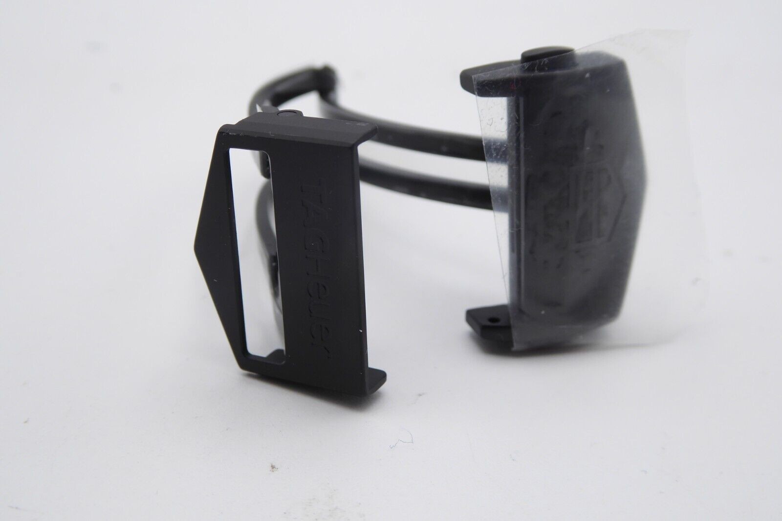 Tag Heuer Carrera Calibre Heuer 01 Titanium black deployant buckle 20mm