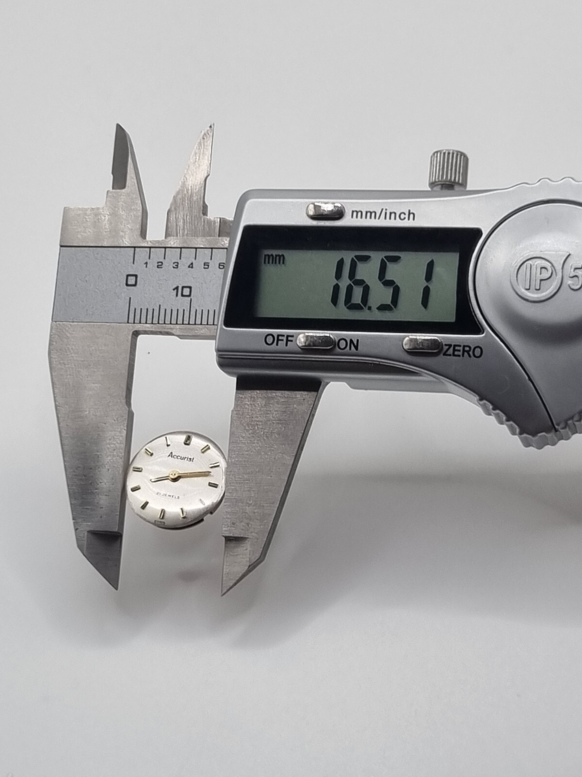 Accurist ETA 2412 Manual Wind Watch Movement 21 Jewels Swiss Parts Repair 16.5mm
