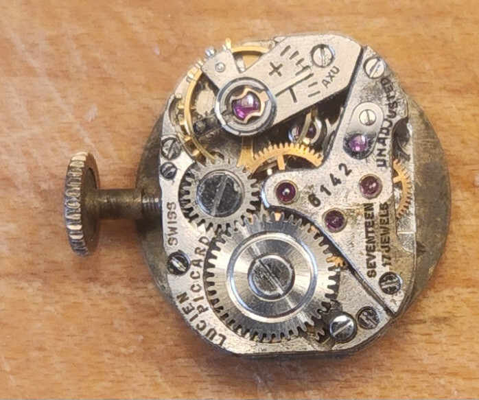 Lucien Picard 6142 Watch Movement w/Dial Hands St-Cr – runs