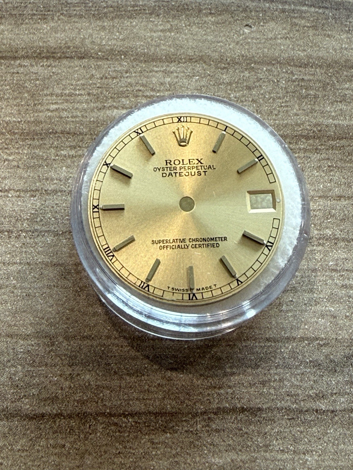 Genuine Rolex Midsize Datejust Gold / Champagne Dial 2135 31mm