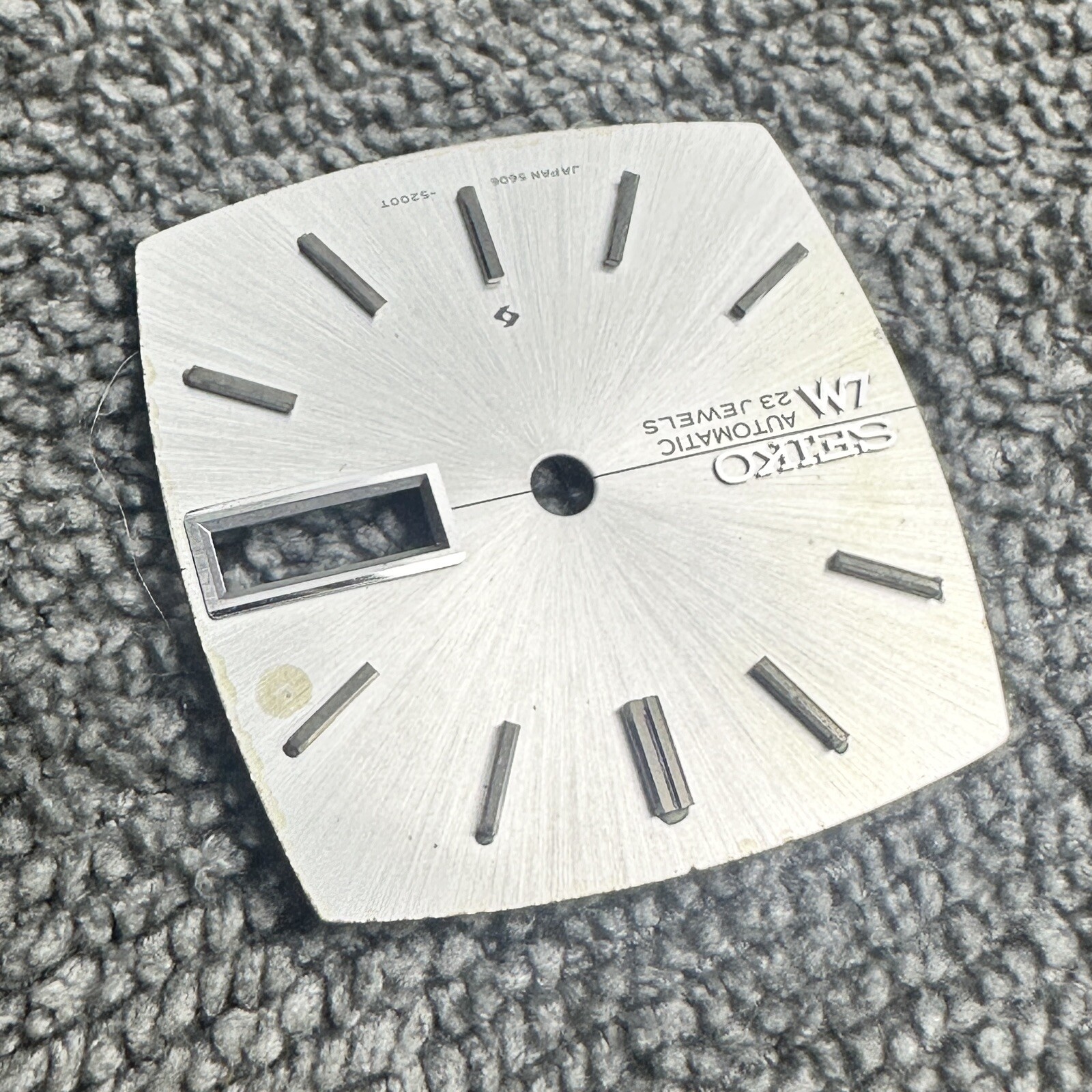 GENUINE NEW OLD STOCK DIAL FOR SEIKO LM 5606-5040 LORD MATIC *DEFECT
