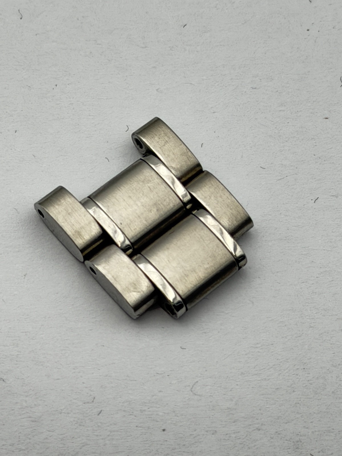 omega 861 16mm link speedmaster mesh