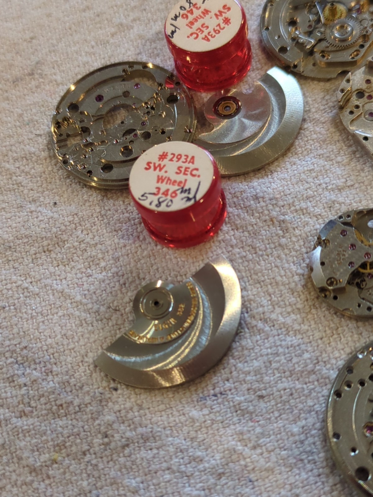 !!Lot of Watch Movement Parts. Movement Plates, Rotor, Wheels, and Crowns. Look!