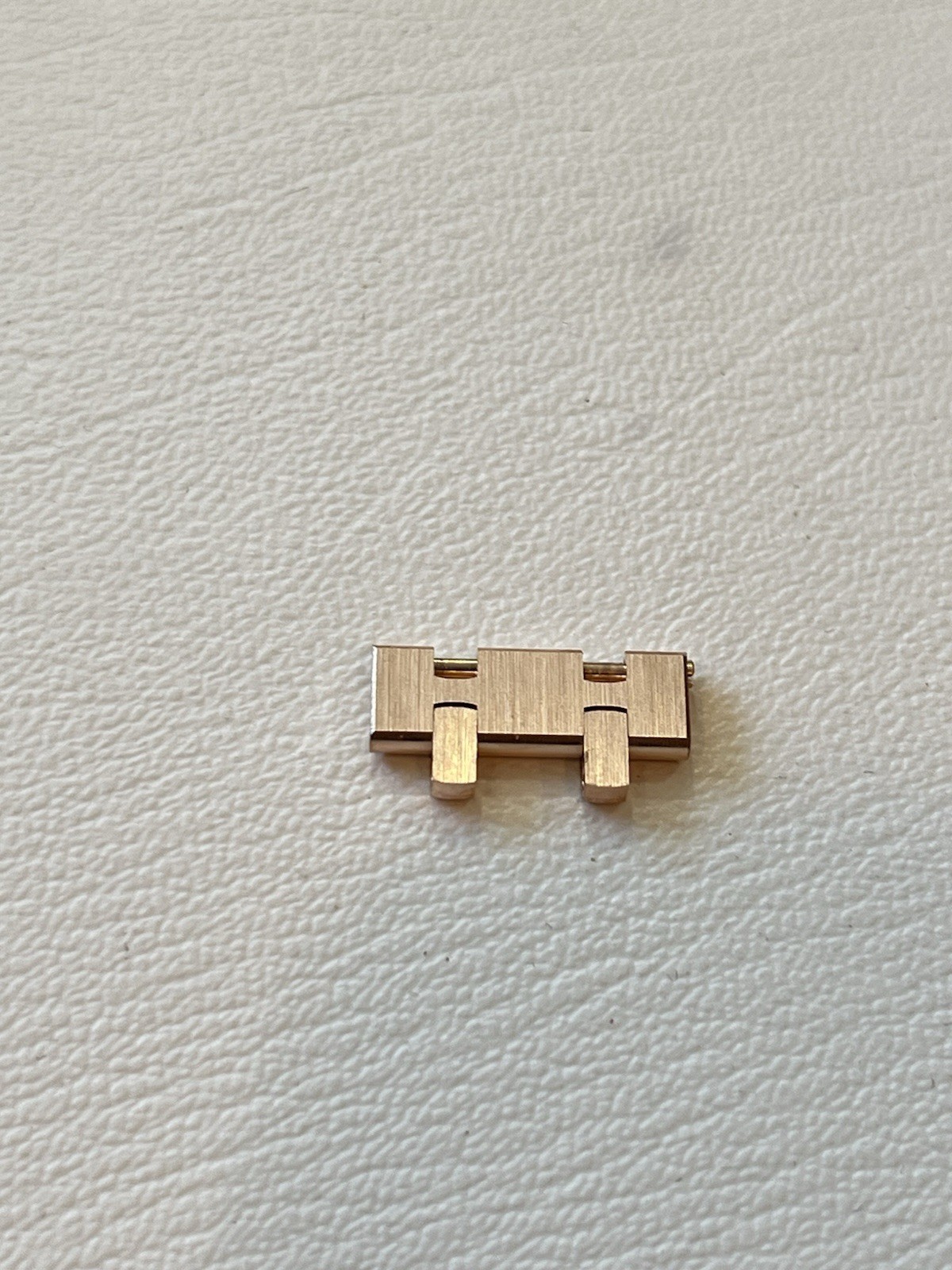Audemars Piguet Royal Oak 18K Rose Gold Link. 18 mm.