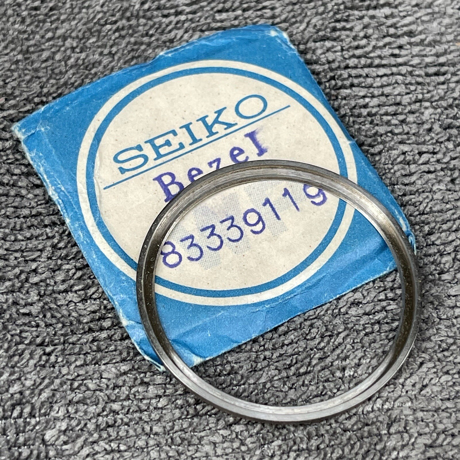 NOS GENUINE CRYSTAL RETAINING RING FOR VINTAGE SEIKO 6119-6050 6119-6053 REGATTA