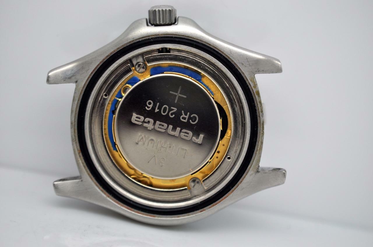 Breitling Automatic Quartz Watch Movement Servicing Battery Replacement & Reseal