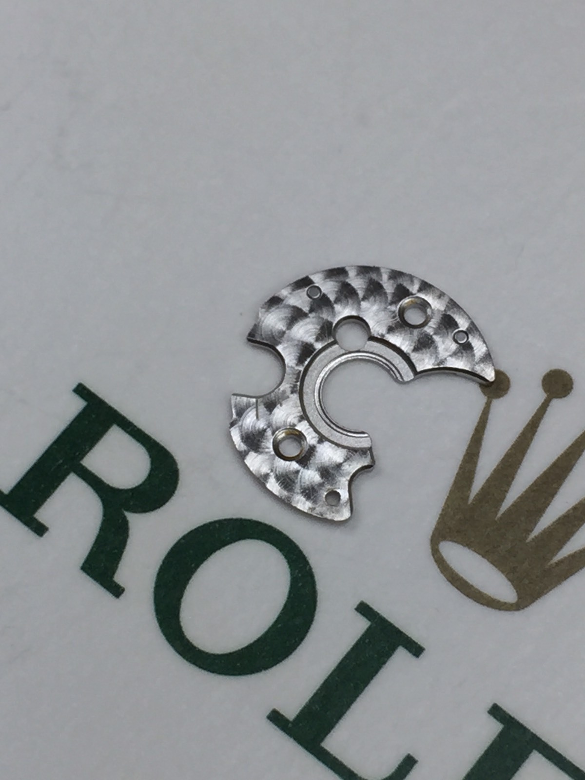GENUINE Authentic Rolex 2235 _ 180 Date Platform , Perfect Condition