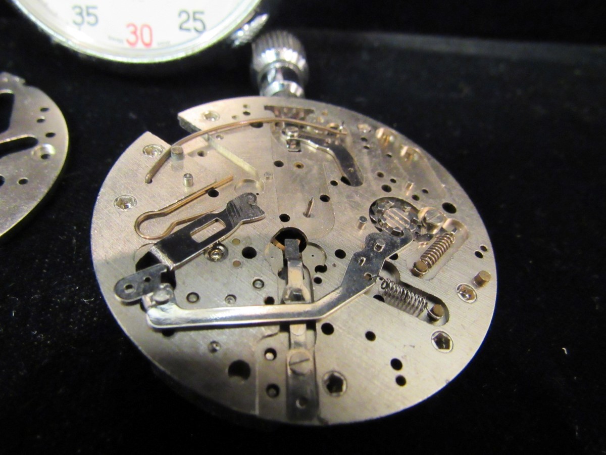 VINTAGE SWISS MADE BRETLING WAKMANN 1/5 STOP WATCH-PARTS ONLY (EZS004448)