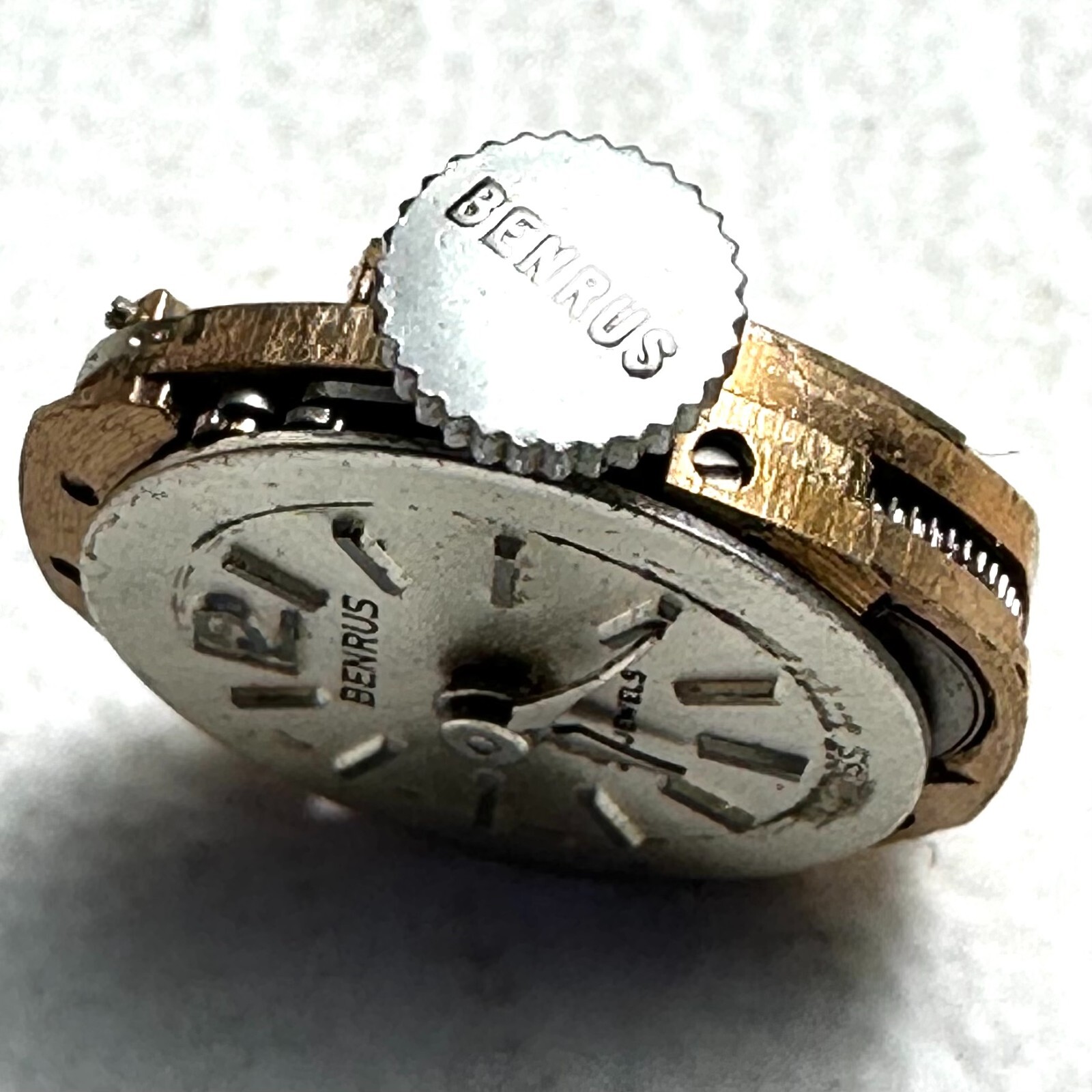 Benrus DZ4F1 Ladies 21 Jewel Mechanical Watch Movement FOR PARTS 20-209