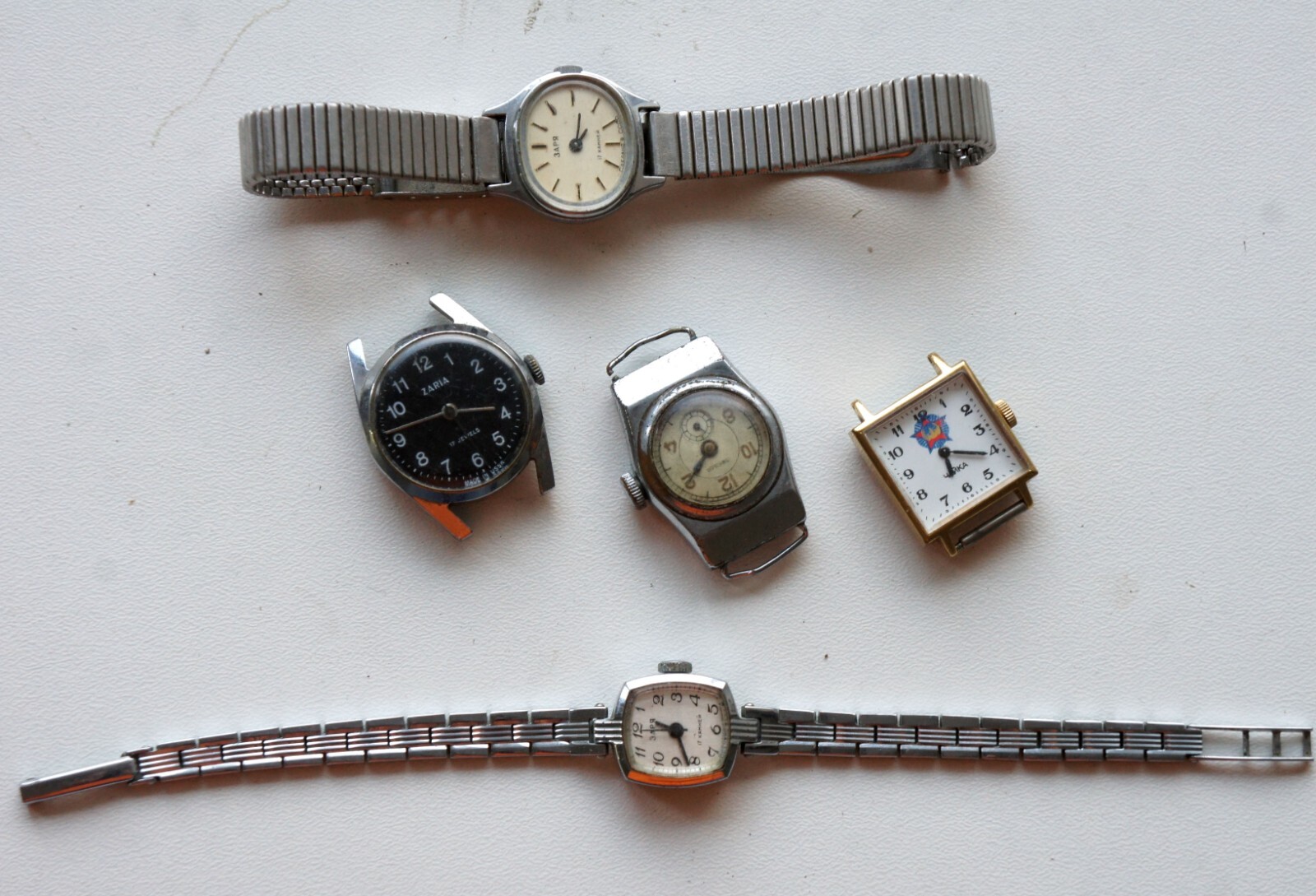 VINTAGE WOMEN LADIES WRIST WATCH LOT 10 LUCH ZARYA CHAIKA KOMETA PARTS USSR CCCR