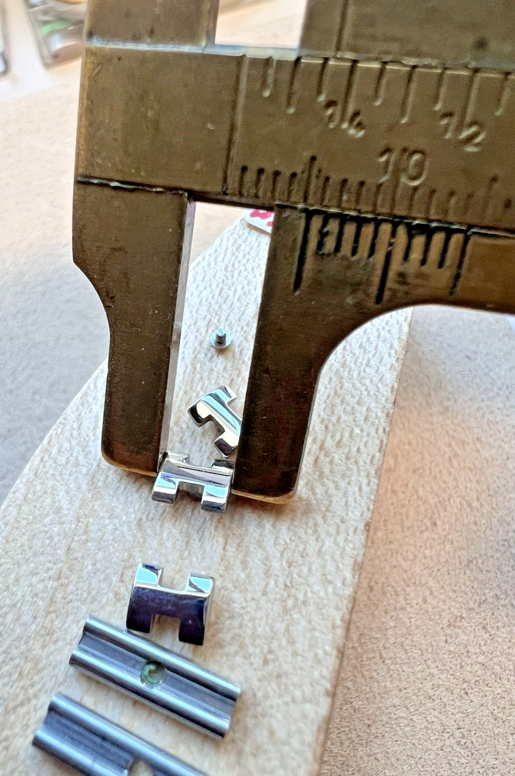 HERMES WATCH MONTRE HERMES LINKS/CLASP/SCREWS PARTS ASSEMBLY NEW MADE IN FRANCE