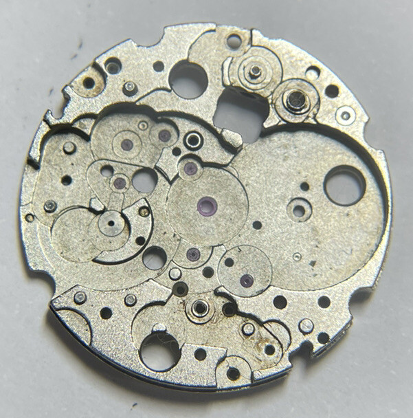 Citizen 8200A Movement Replacement Part Plate (16)