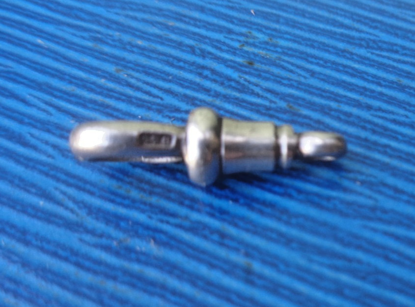 Silver DOG CLIP Fastener Watch Chain etc maker BH Britton & Sons 1.3 gram