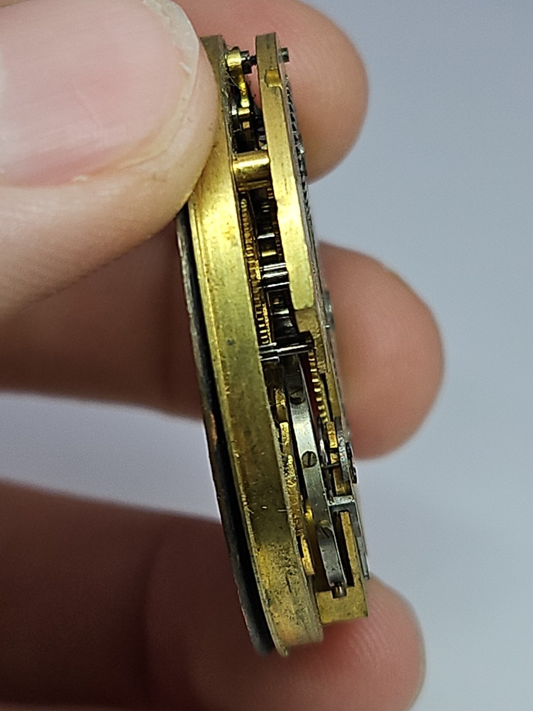 ENGLISH WATCH CO LONDON POCKET WATCH MOVEMENT 16j 43.1mm For Parts/Repair