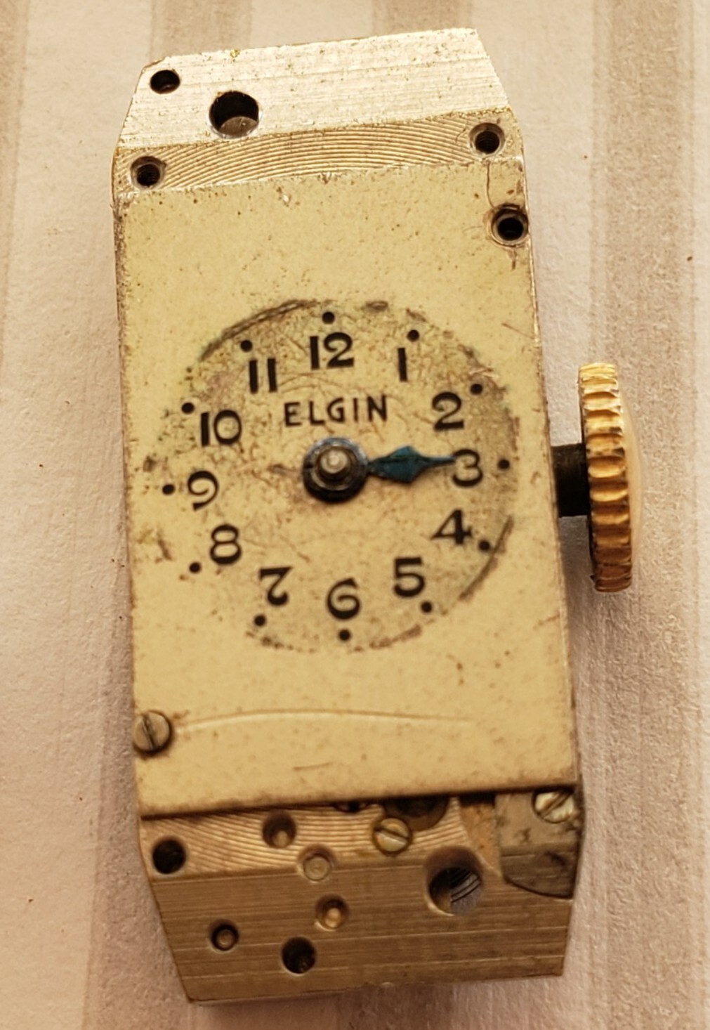 LOT OF 4 VINTAGE WIND-UP WATCHES FOR PARTS OMEGS, ELGIN, GRUEN, HALTOM’S, Belvil