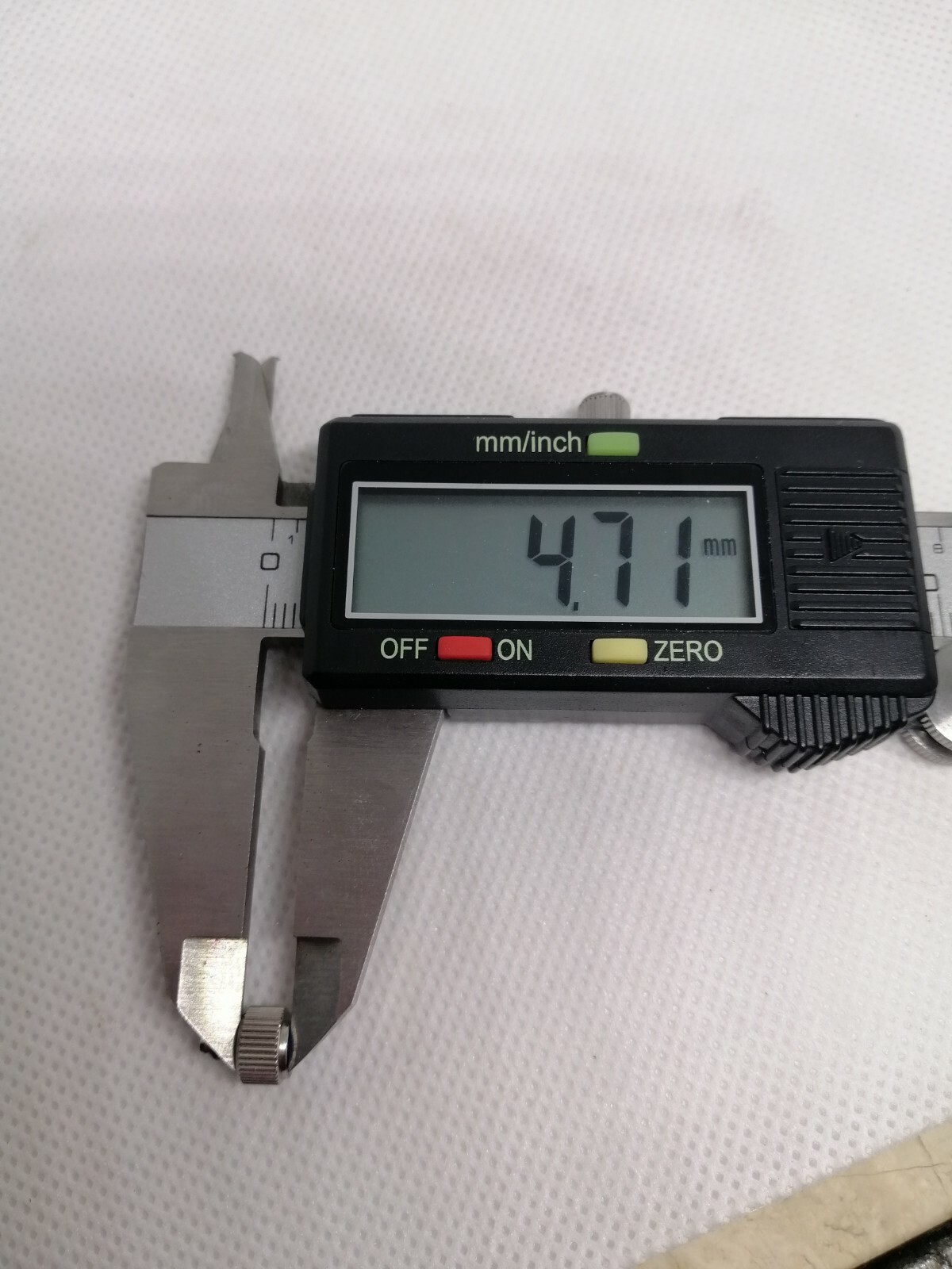 031 SEIKO CROWN AND STEM FOR MEN’S SIZE DIVER’S 7002 7000