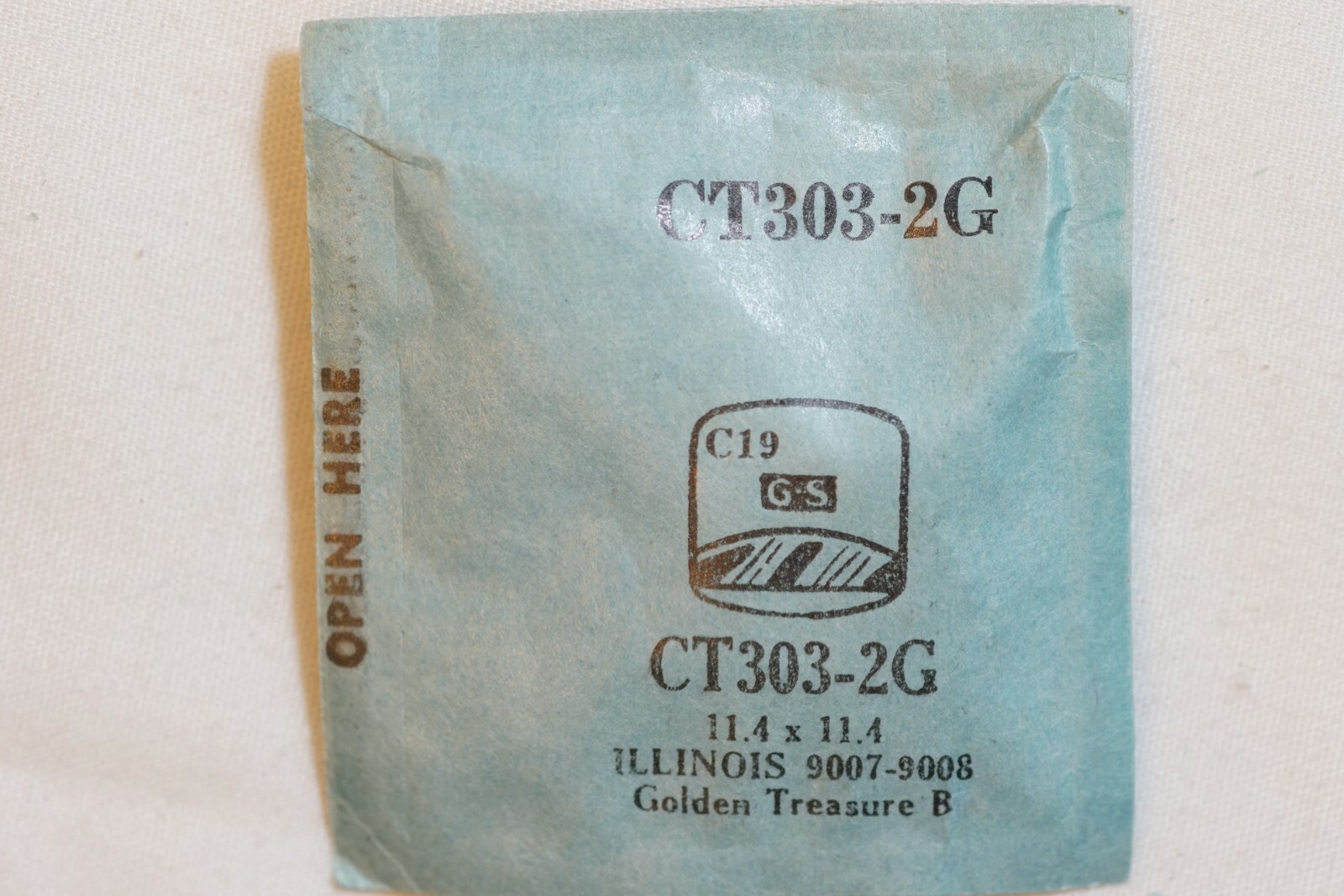 Illinois Golden Treasure Watch Crystal CT303-2G Vintage G&S 11.4 x 11.4 Crystal
