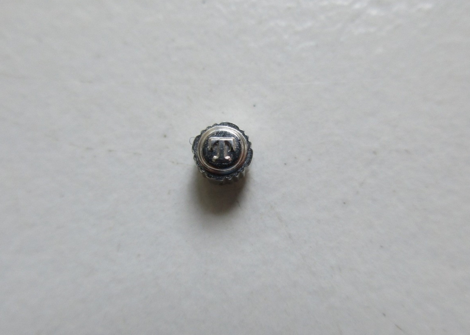 Tissot steel Swiss N.O.S watch crown diam. 3.0 mm – stem thread 0.9 mm
