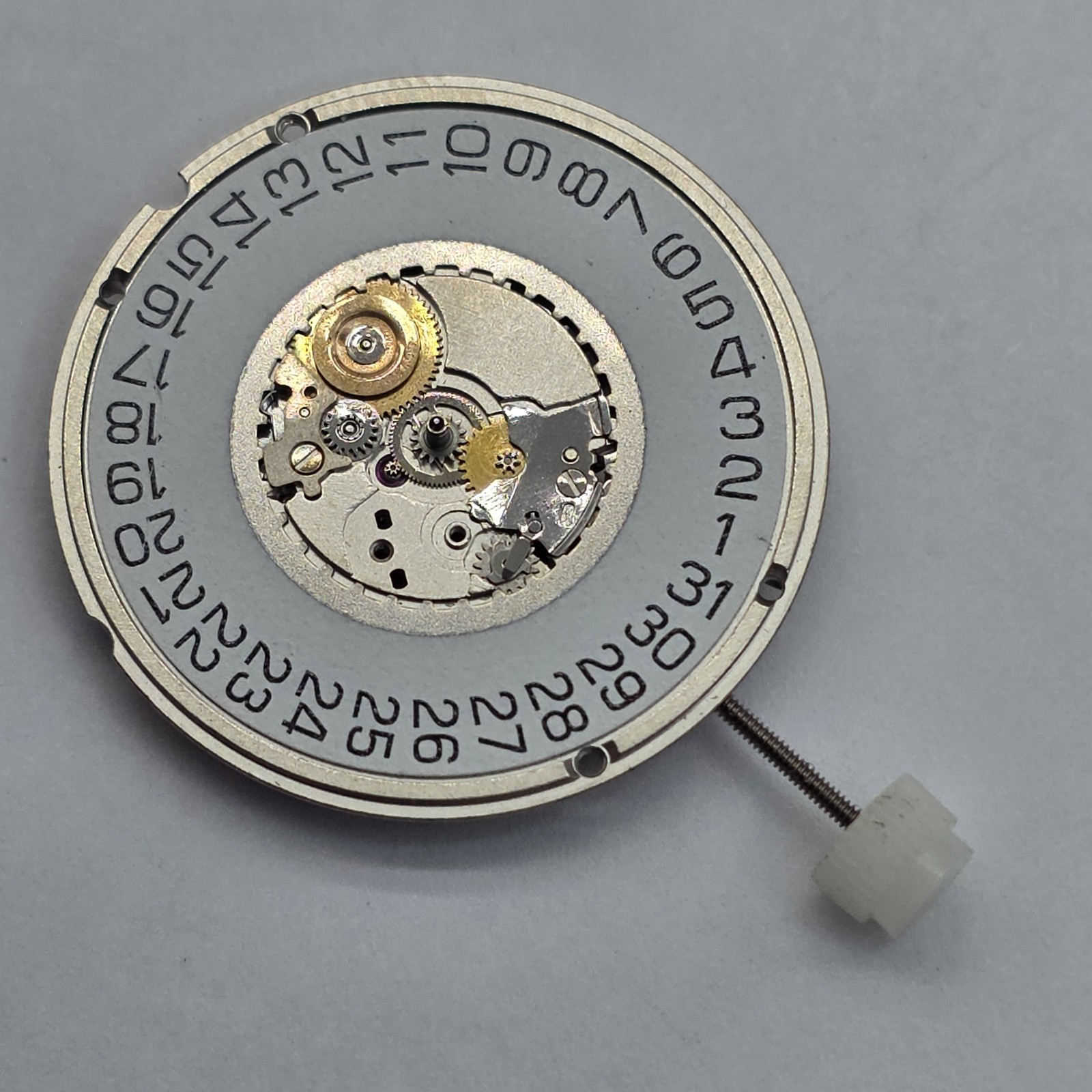 Various Watch Movement Lot Of 5 Quartz 7 Jewels Swiss Parts Or Repair #V11