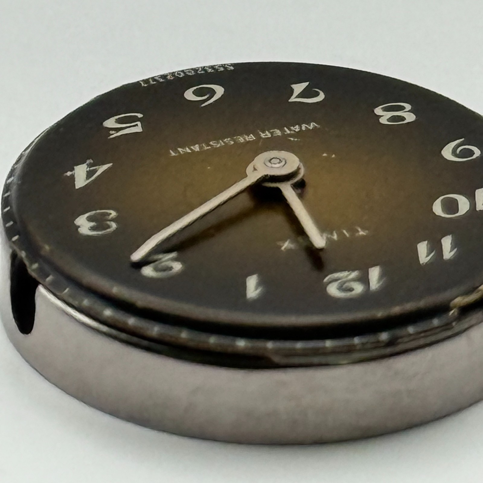 Timex 465 Watch Movement Great Britain Brown Dial Vintage Parts Repair 15.1mm