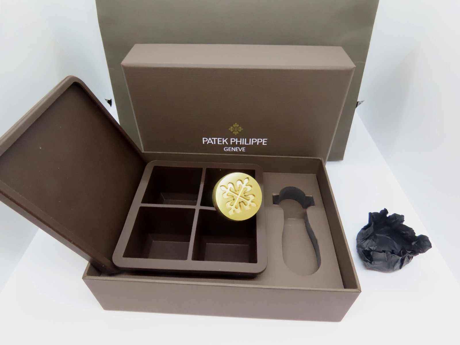 Patek Philippe Ice Cube Stamp Document Stamp Special gift for VIP customers