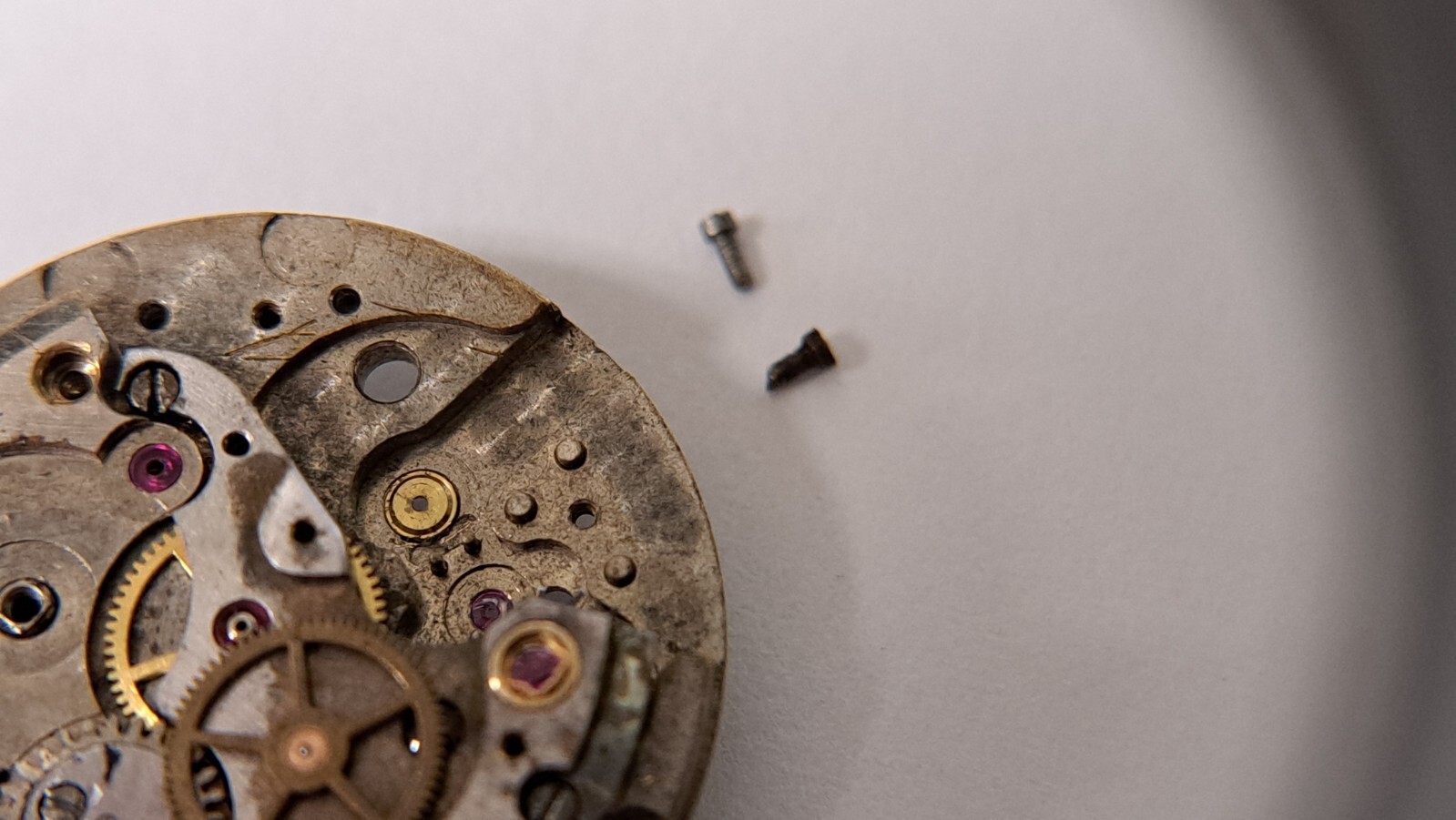 Rolex 1130 100 Mainplate, bridges, escape wheel, wheels crown wheel, detente/set