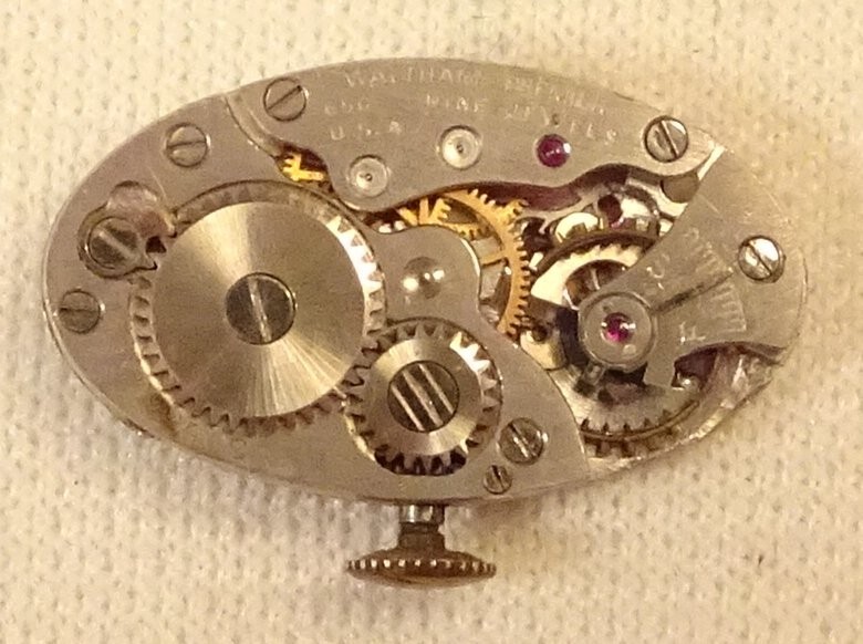 Waltham Wristwatch Movement 9J Antique Men’s Parts or Repair Premier 650