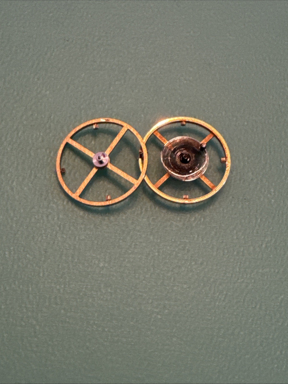 Rolex 3035 Balance Wheel Hairspring 2 Wheels 5019