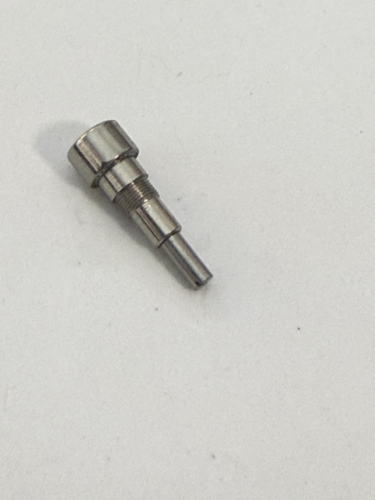 1 X Orginal pusher Breitling Navitimer Chronomatic steel 12mm x 4mm x 2.9mm NOS