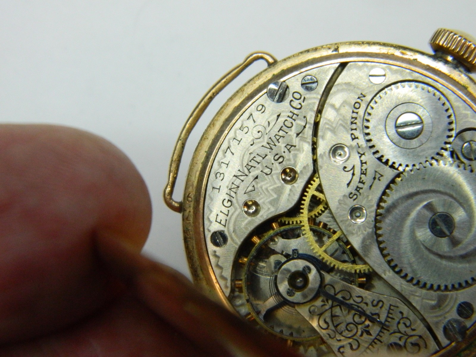 1908 PRE-WW1 ELGIN 0S 10K GOLD FILLED WIRE LUGS TRENCH WATCH – FINE CASE -REPAIR