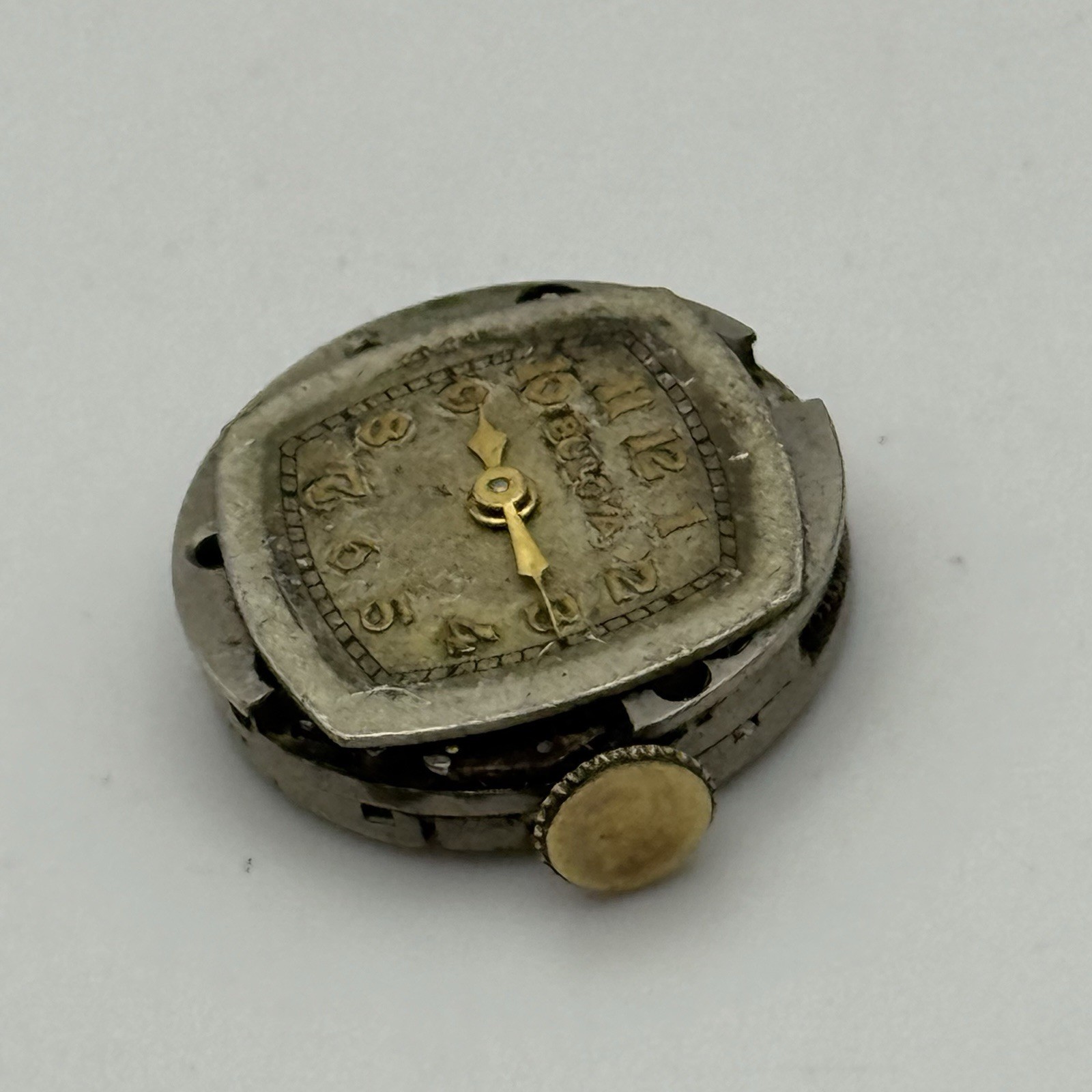 Bulova 7AM Watch Movement Ladies Manual Wind Vintage Swiss Parts Repair 17.4mm
