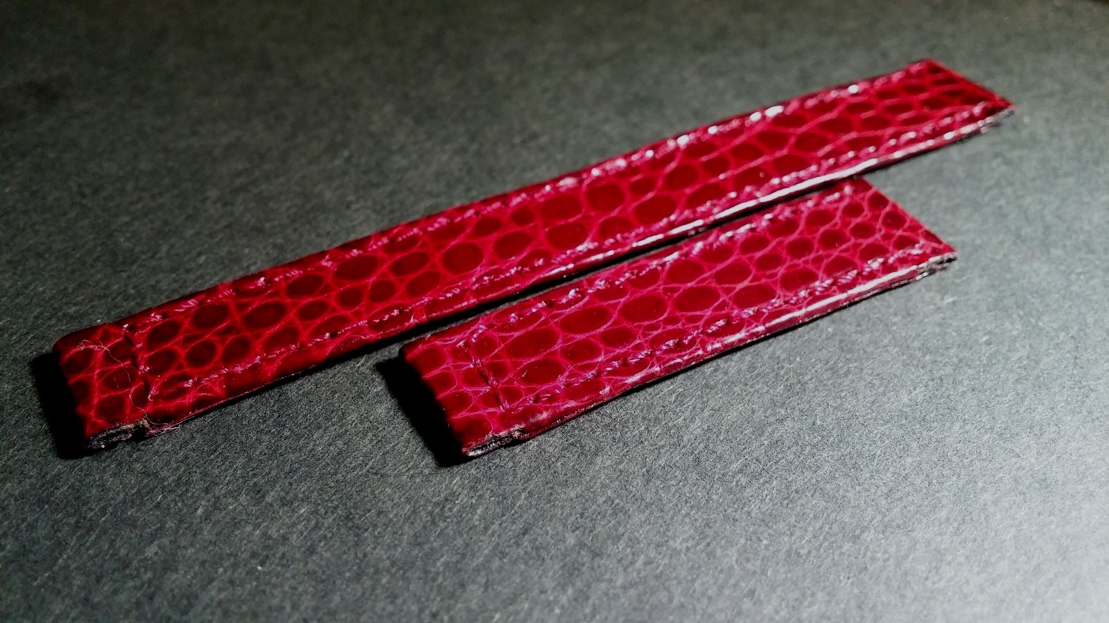 Original Must de Cartier Band 11/10mm SHINY RED/BURGUNDY Crocodile, for DEPLOYME