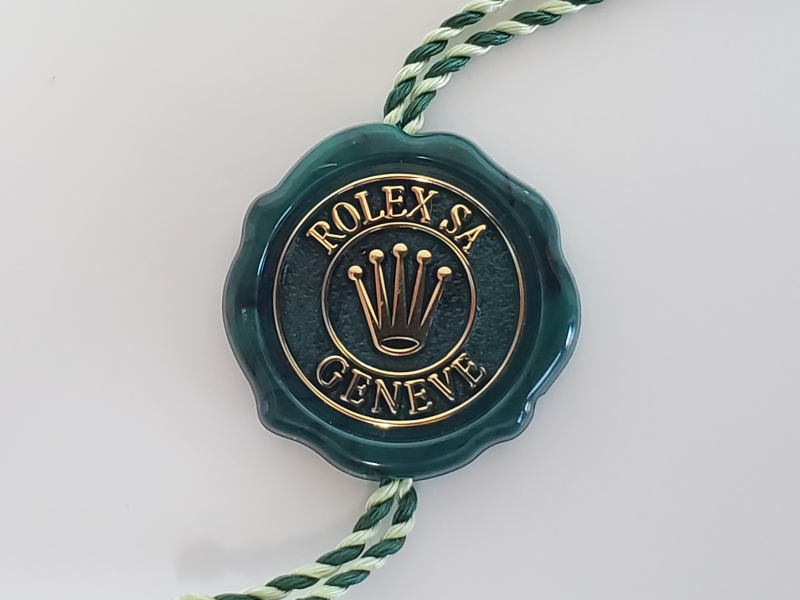 AUTHENTIC ROLEX MULTI CROWN HOLOGRAM HANG TAG GREEN 2015 – 2025
