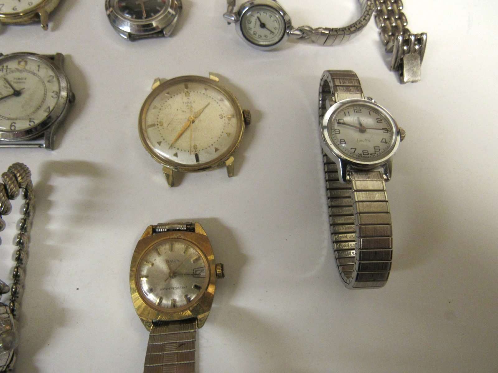 Vintage Timex Lot of Men’s and Ladies Watch Parts Lot
