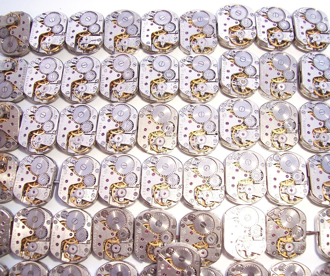 Lot 62 vintage ladies watch movements 14×18 mm Slava Steampunk Art or repair DIY