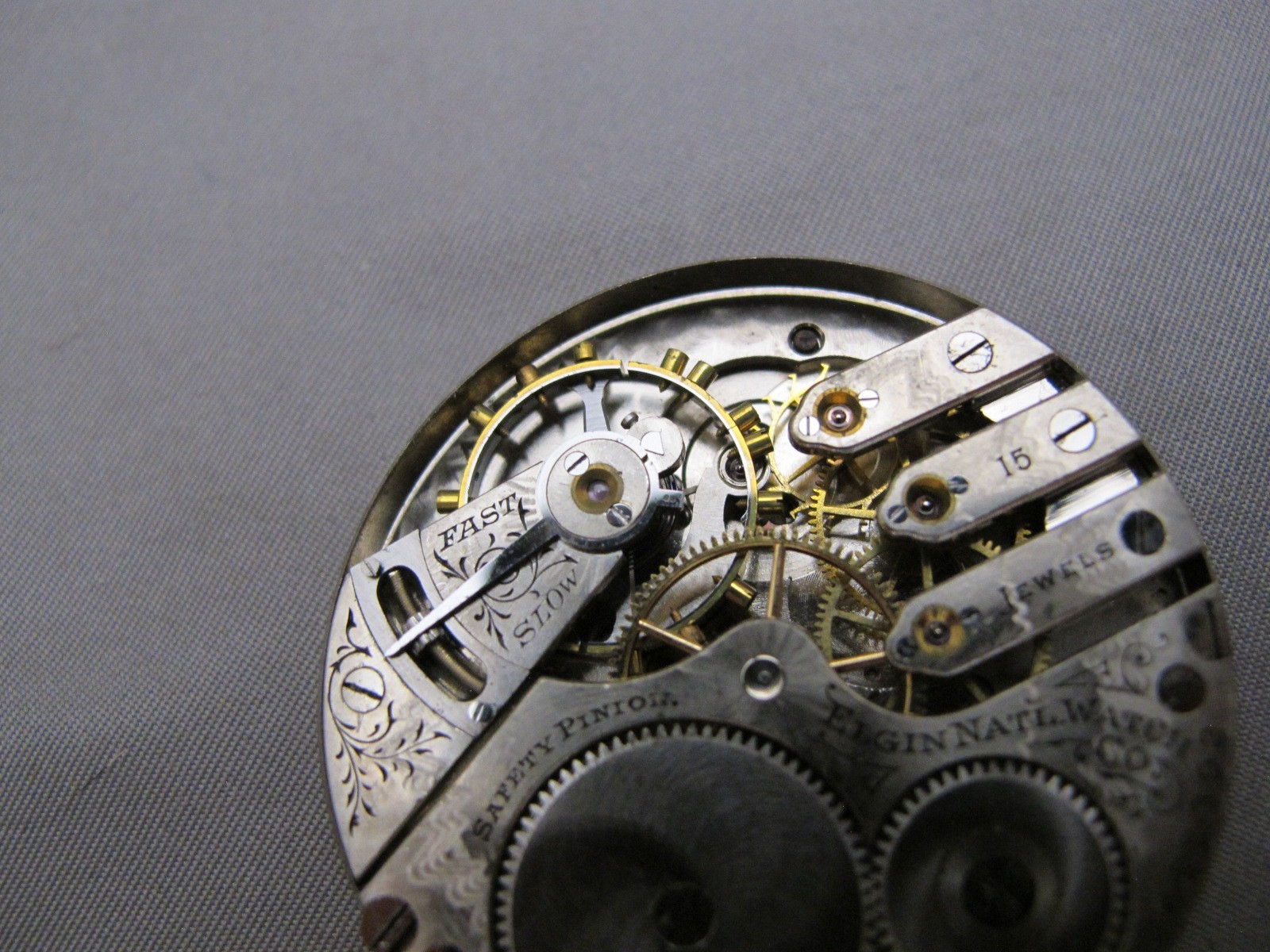 ELGIN 16S 15J Pocket Watch Movement-Grade 247 Model 6-1902-Running
