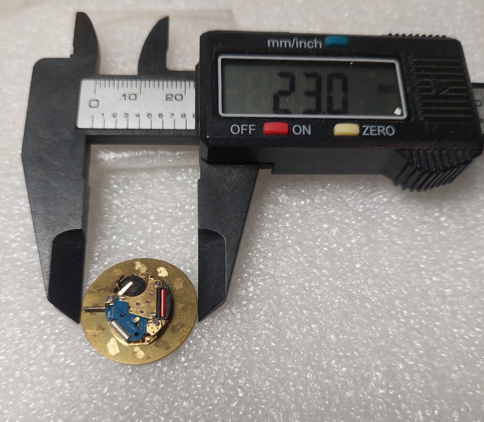Vetta eta 980.003 Movement