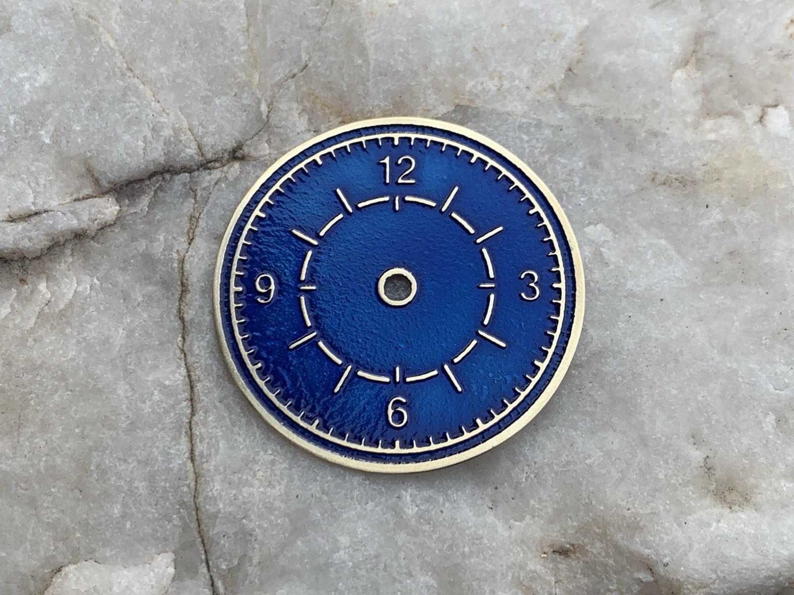G3 / Ø 28,5 mm – watch dial, hand made, deeply engraved, brass, enamel