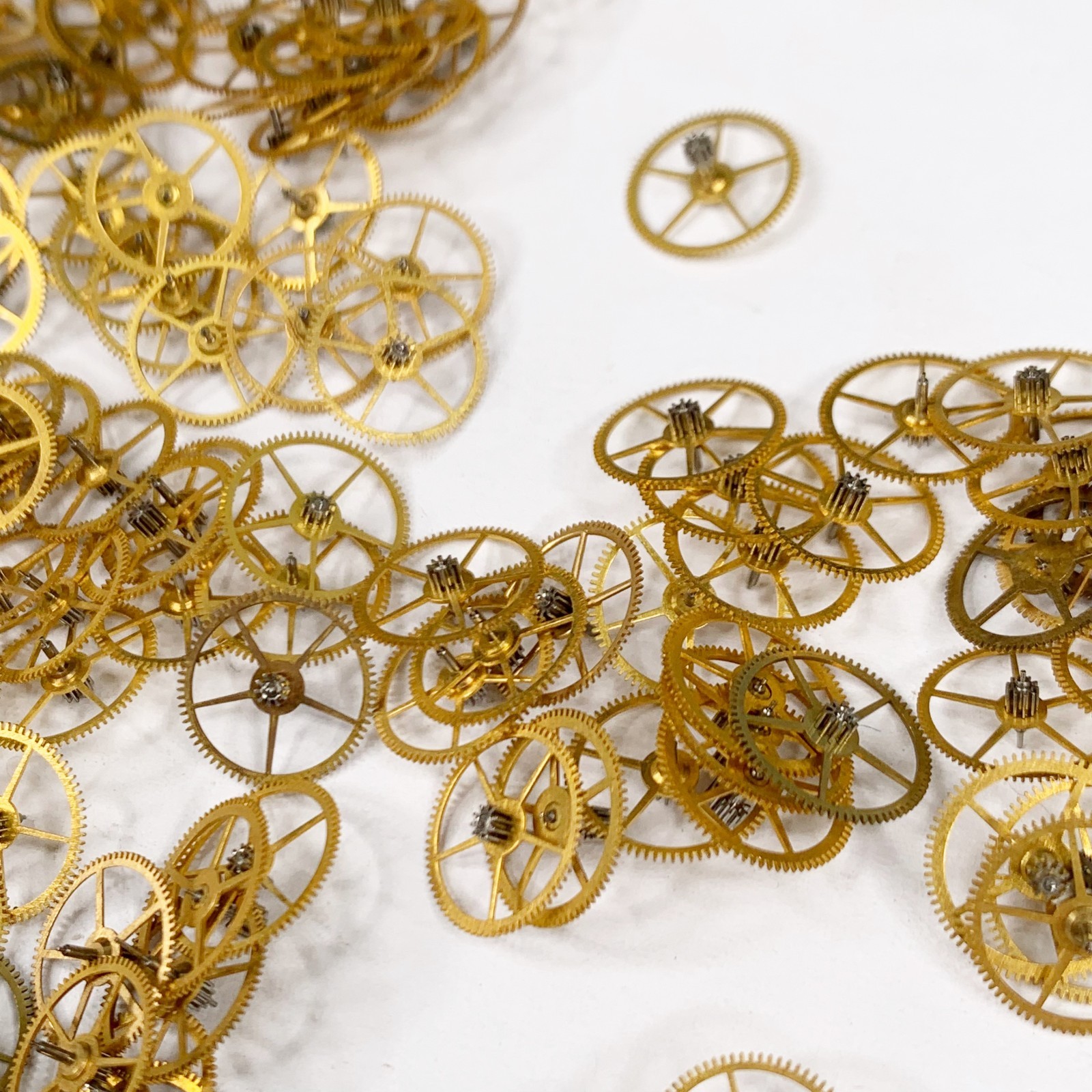 25 Watch Wheels 10-11mm Steampunk Gear Part Art Watchmaker Repair Lot Pocket Cog