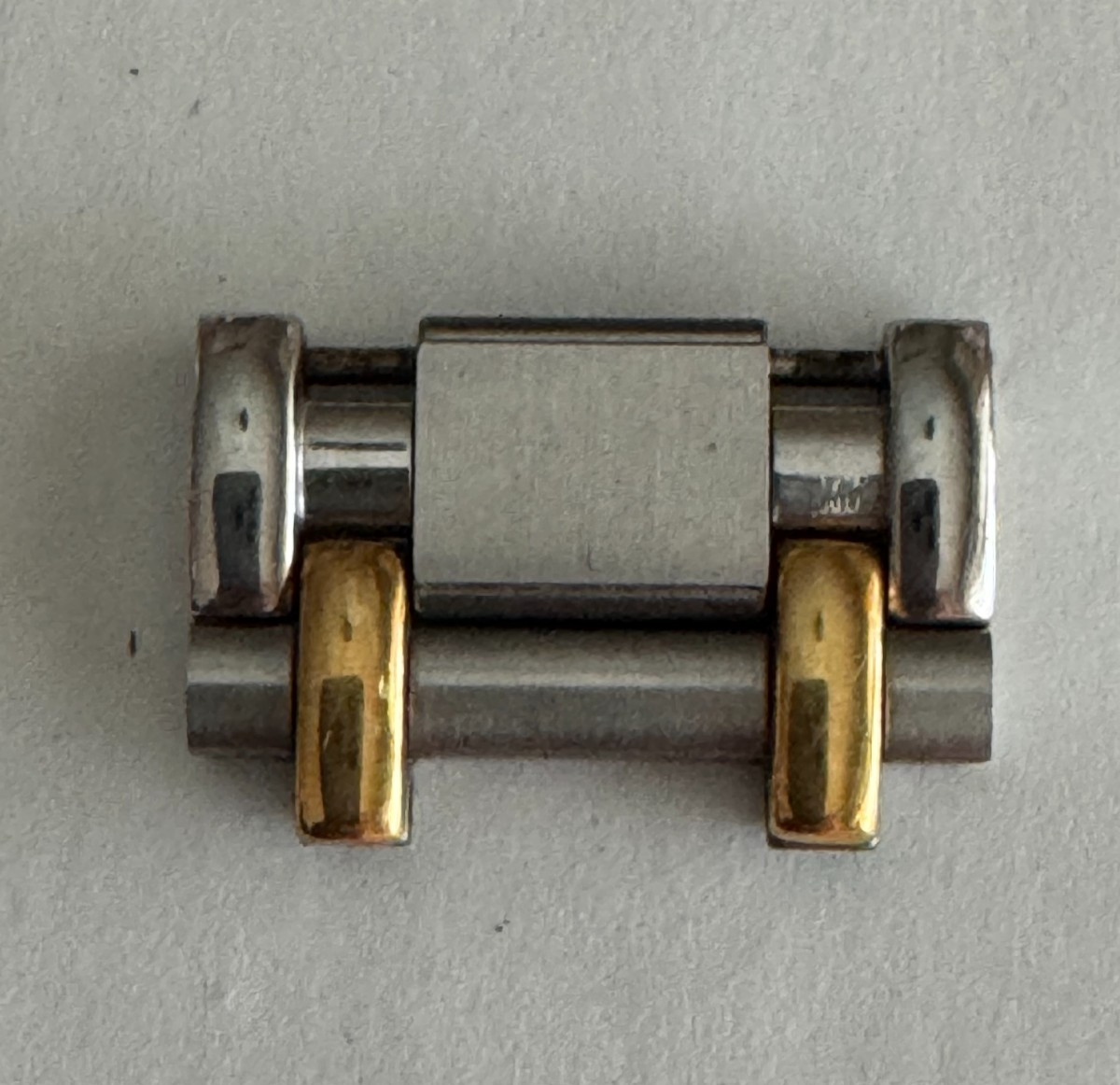 18MM CONCORD SARATOGA WRISTWATCH 18KY GOLD AND STAINLESS STEEL LINK