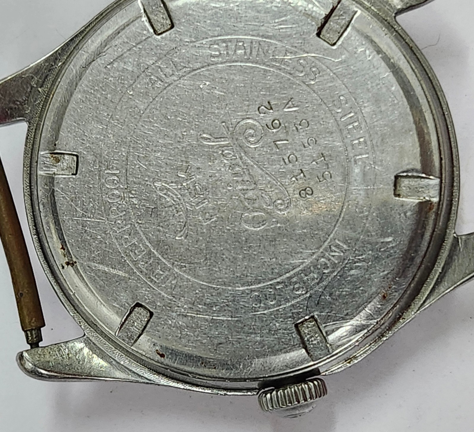 Ogival Mechanical Watch Case/Dial with Enicar 17J Movement – For Parts or Repair