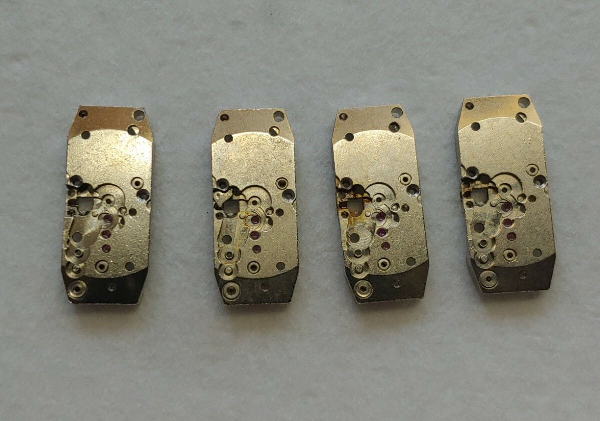ETA ESA FHF 3¾-9¼”‘ Cal. 102.001 Swiss Main Plate For Parts Repair. Very Good