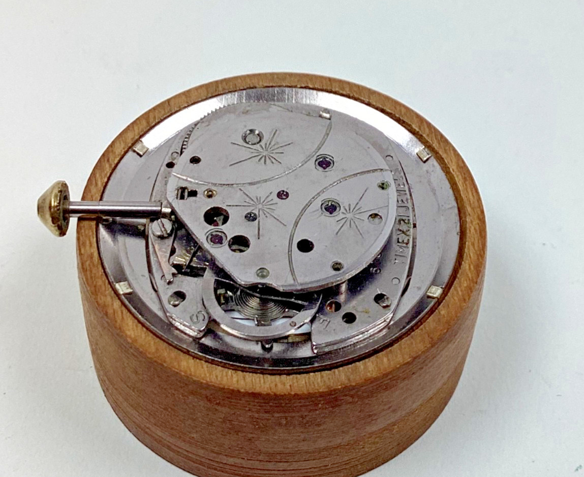 Lot of Timex 21 Jewel Mechanical M75 Date Movement Dial Hands Parts Repair READ