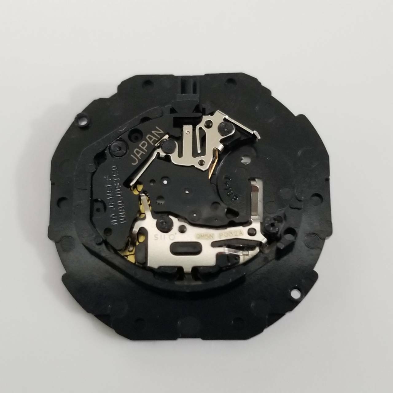 23.7mm 3-Hand Single Calendar Date @ 3 Quartz Watch Movement with Stem & Battery