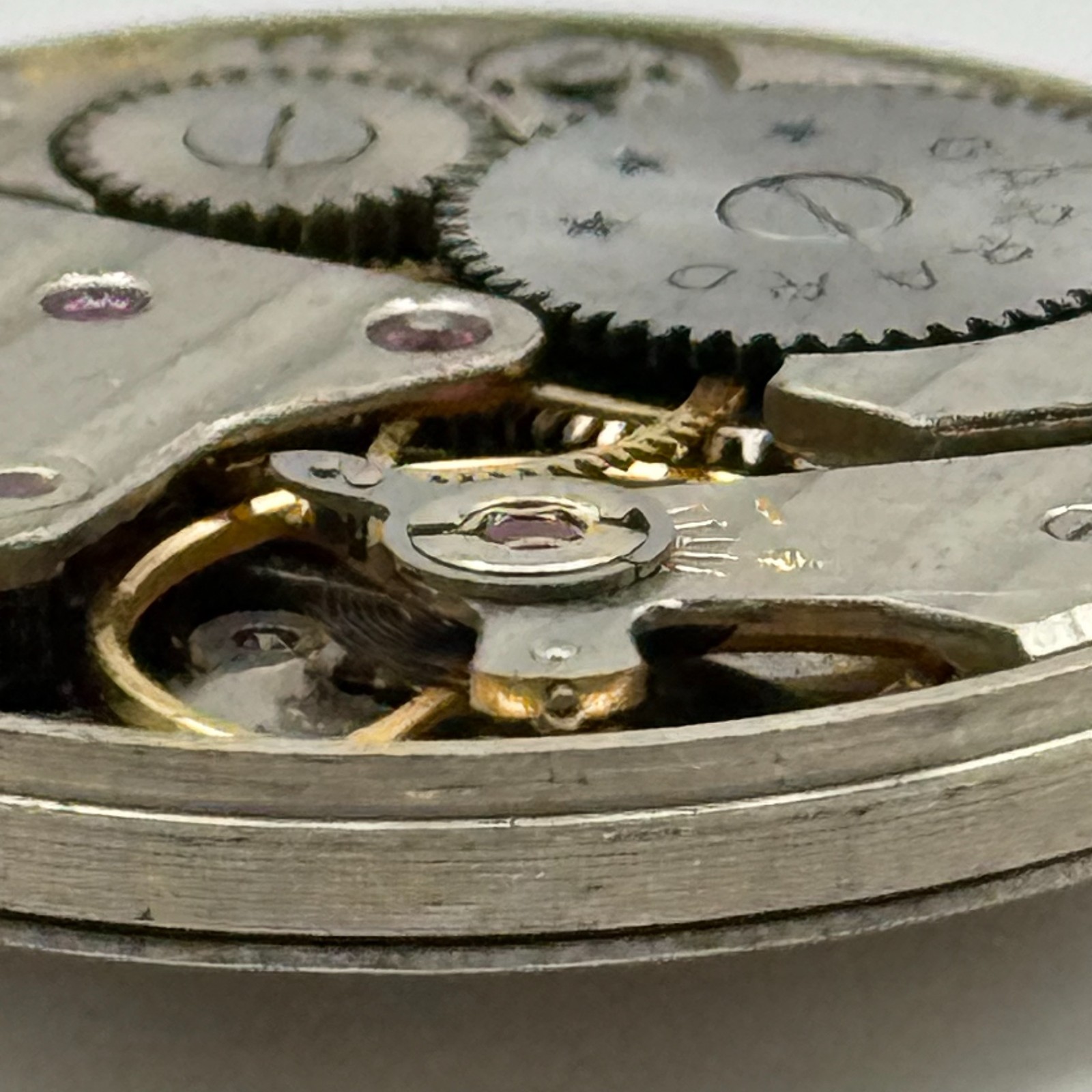 ETA 1120 Watch Movement Garrard Swiss 17 Jewels Sub Seconds Parts Repair 29.1mm