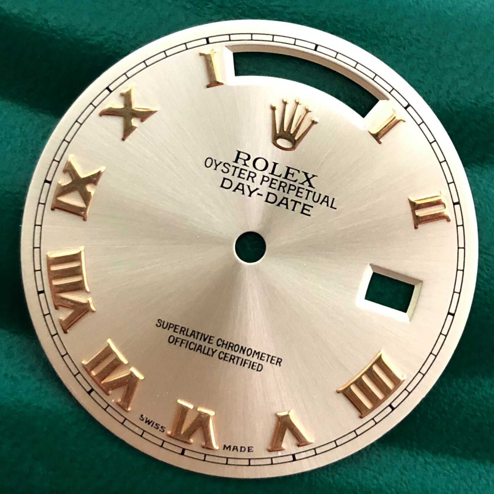 Rolex Factory Day-Date 118235 Pink Rose 18K Gold Roman Numeral Pink 36mm Dial